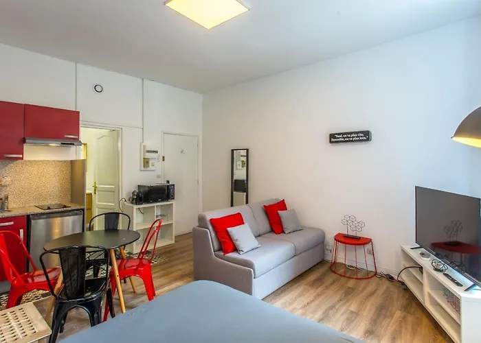 Les Augustins Apartment